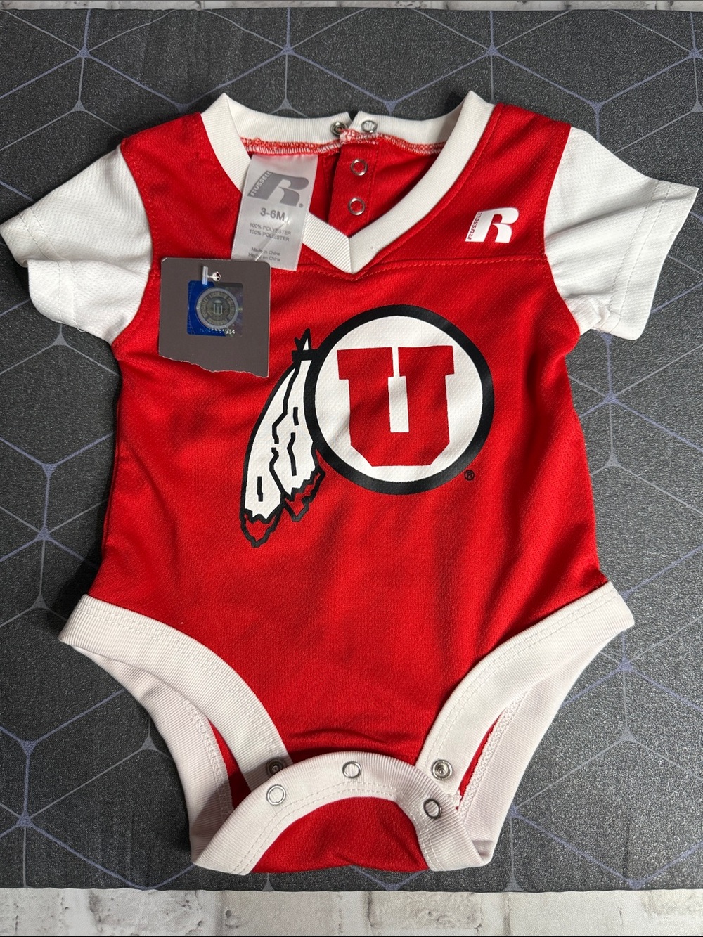 Russell Athletic Utah Utes NCAA Infant Jersey Bodysuit Red White 3-6M New